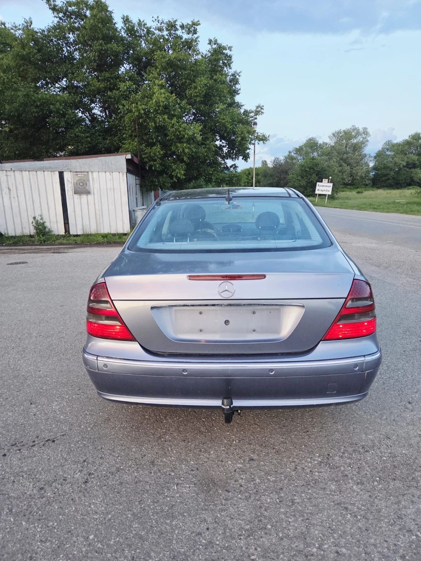 Mercedes-Benz E 270 2.7CDI, снимка 5 - Автомобили и джипове - 54754388