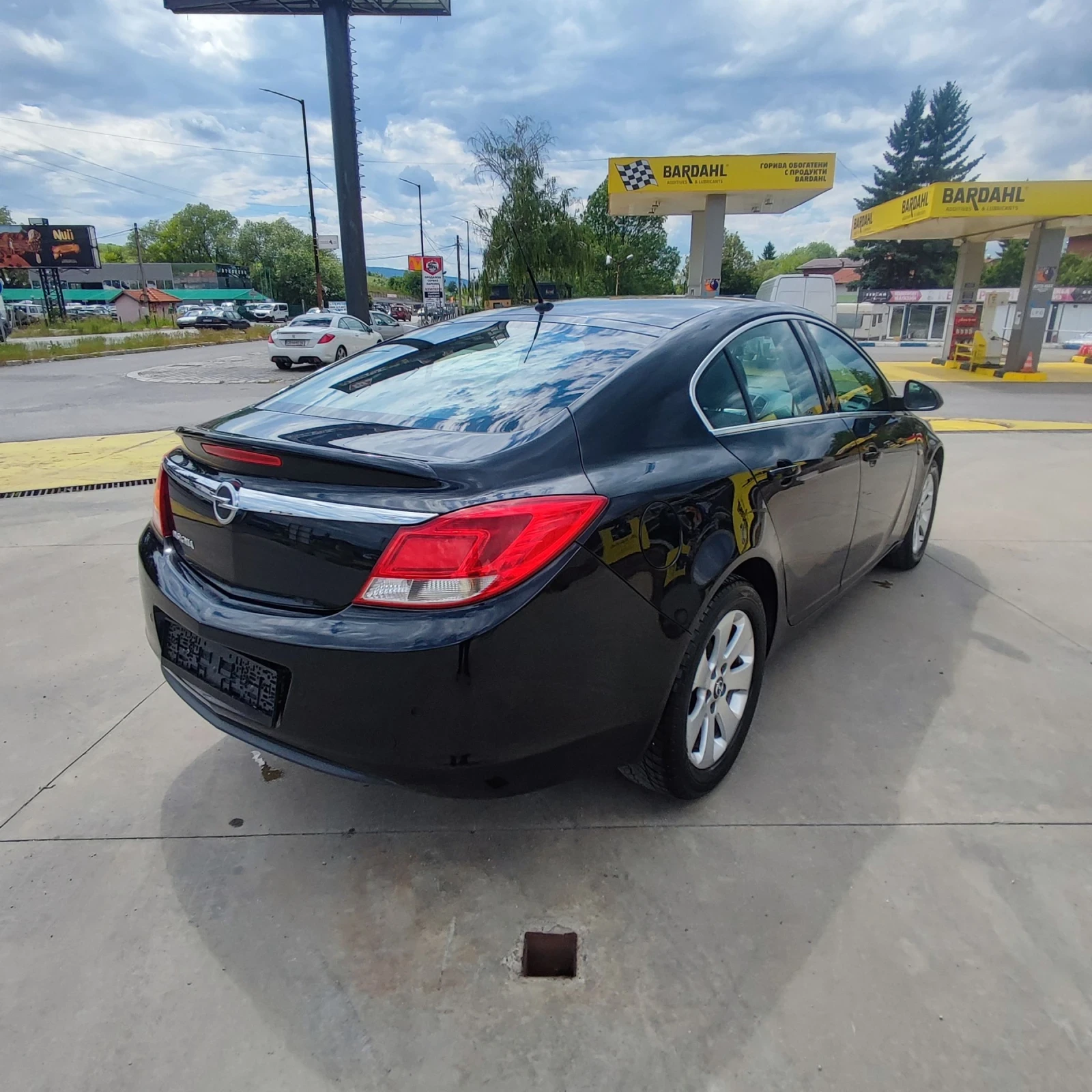 Opel Insignia 1.8i* KLIMATRONIK* 140кс* EVRO5* , снимка 5 - Автомобили и джипове - 54766475