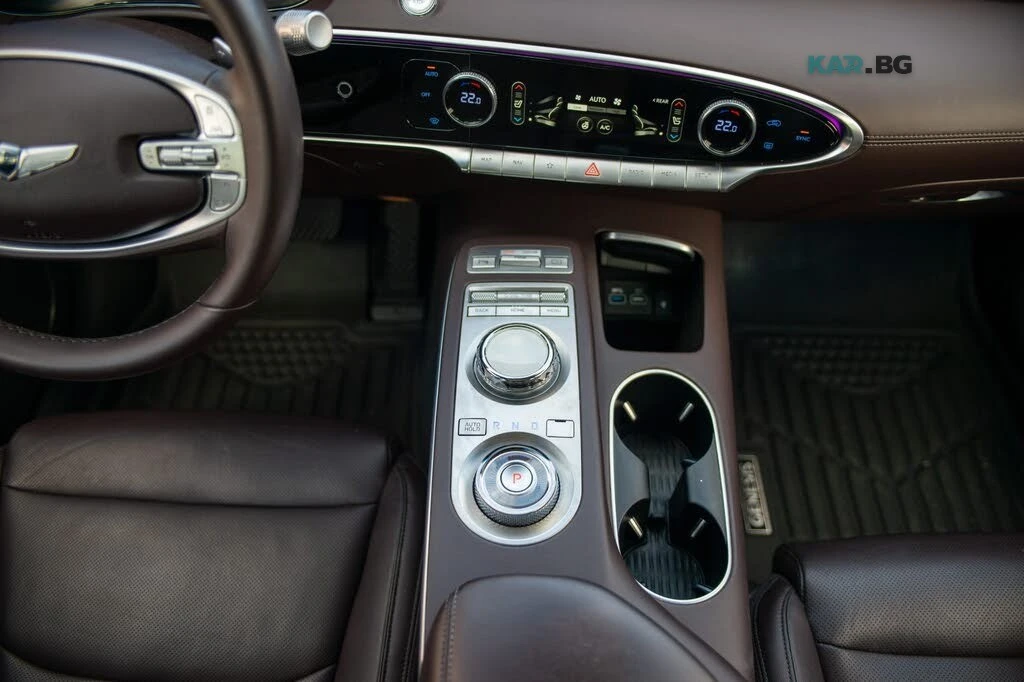 Genesis GV70 2.5T-ADVANCED* PANOROOF* FULL-ASSISTS* , снимка 13 - Автомобили и джипове - 54887831