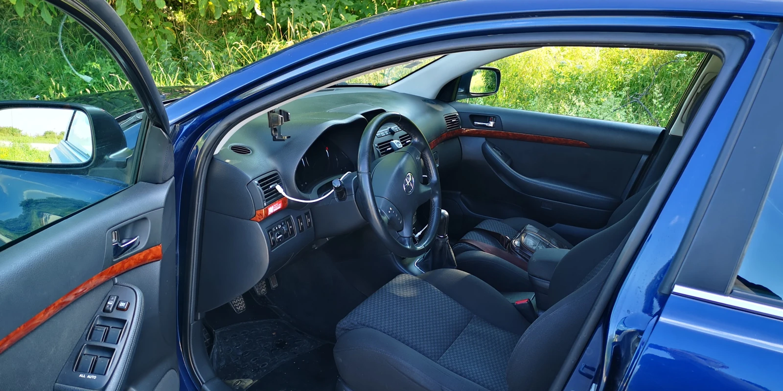 Toyota Avensis d4d 2.0 116 к.с., снимка 9 - Автомобили и джипове - 55104164