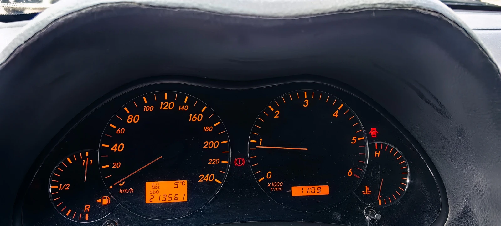 Toyota Avensis d4d 2.0 116 к.с., снимка 15 - Автомобили и джипове - 55104164