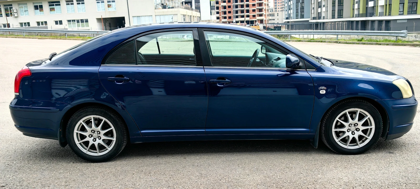 Toyota Avensis d4d 2.0 116 к.с., снимка 6 - Автомобили и джипове - 55104164