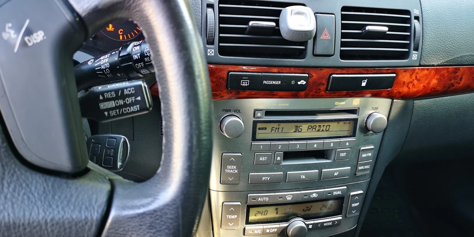 Toyota Avensis d4d 2.0 116 к.с., снимка 13 - Автомобили и джипове - 55104164