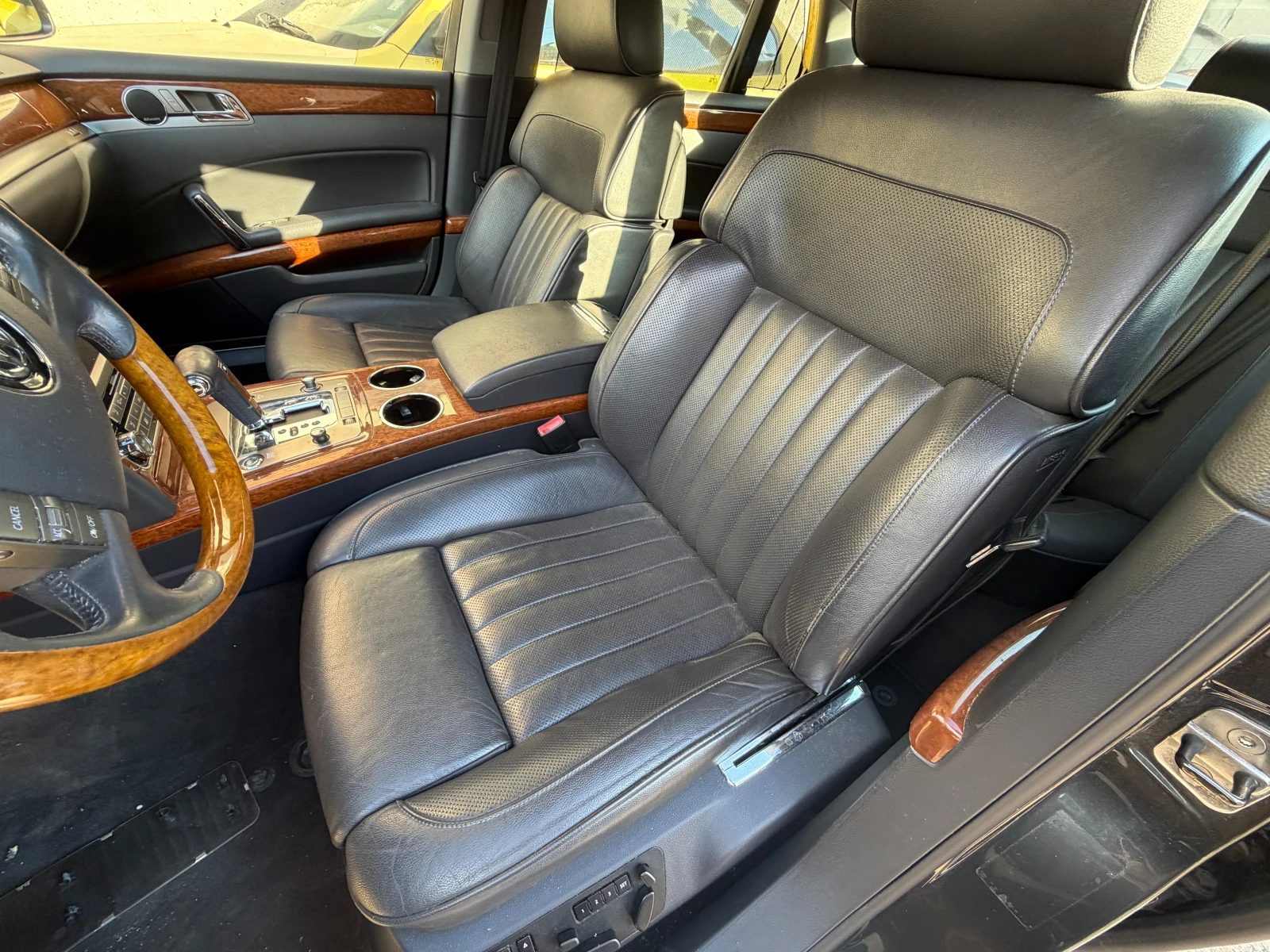VW Phaeton, снимка 9 - Автомобили и джипове - 55457626