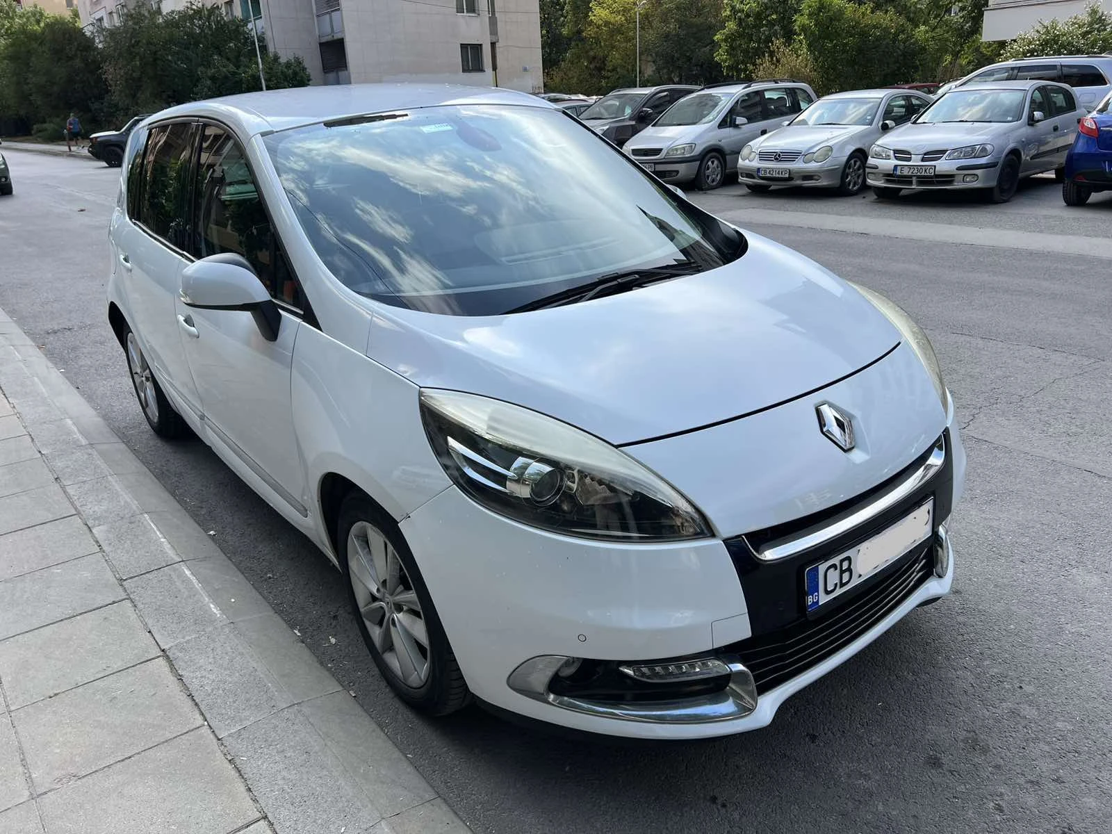 Renault Scenic МЕГАН, София, снимка 3 - Автомобили и джипове - 55656276