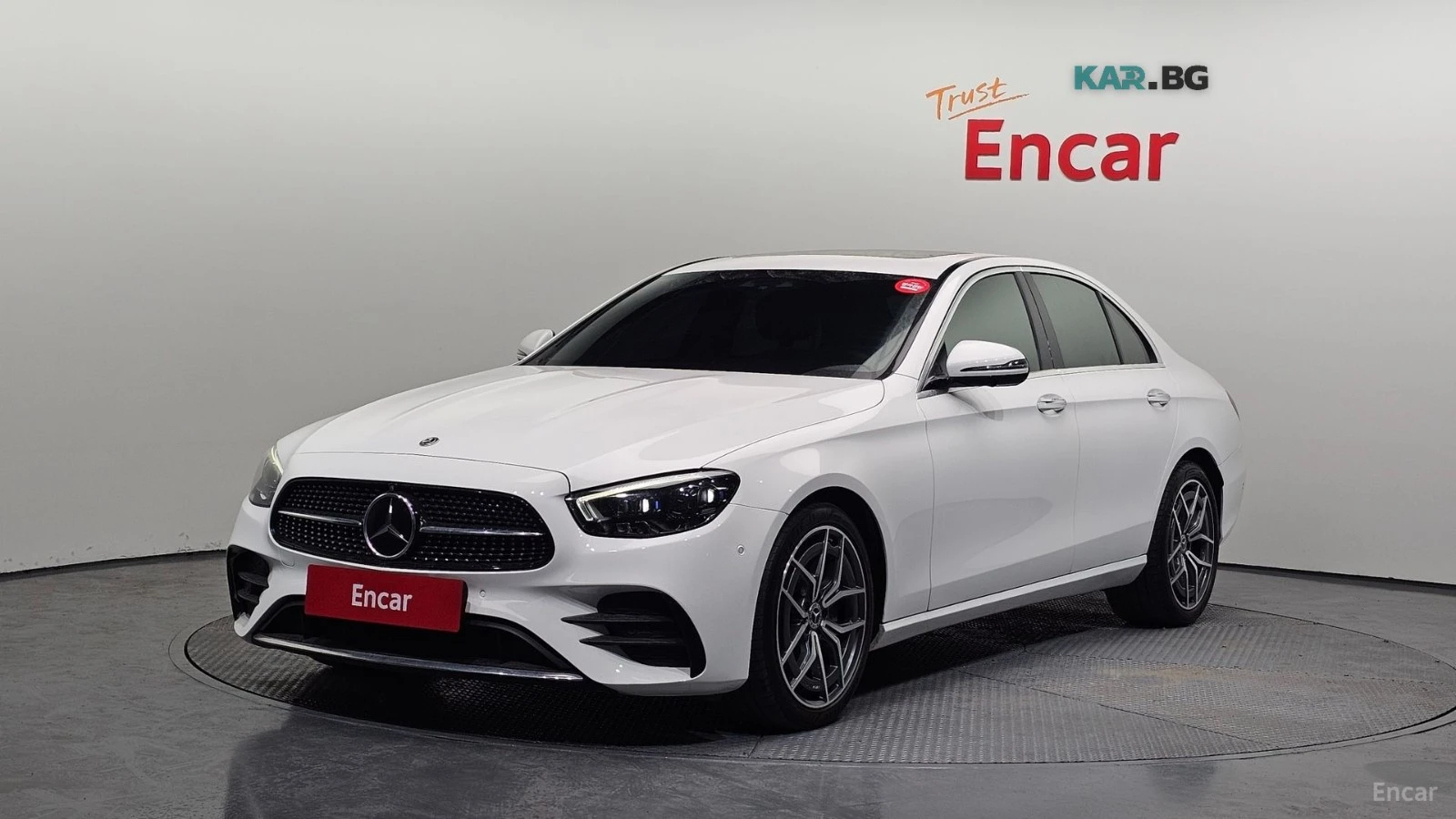 Mercedes-Benz E 220 4MATIC/AMG-LINE/DRIVE-ASSISTS/SUNROOF
