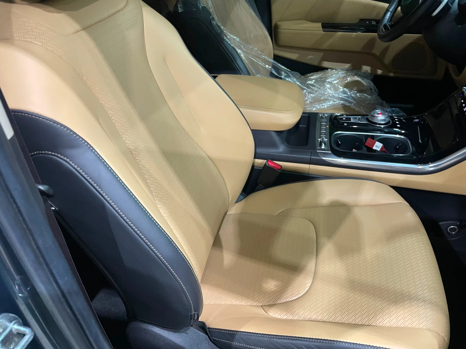 Kia Carnival 2.2D ! 8+ 1 ! Signature !, снимка 9 - Автомобили и джипове - 55921769