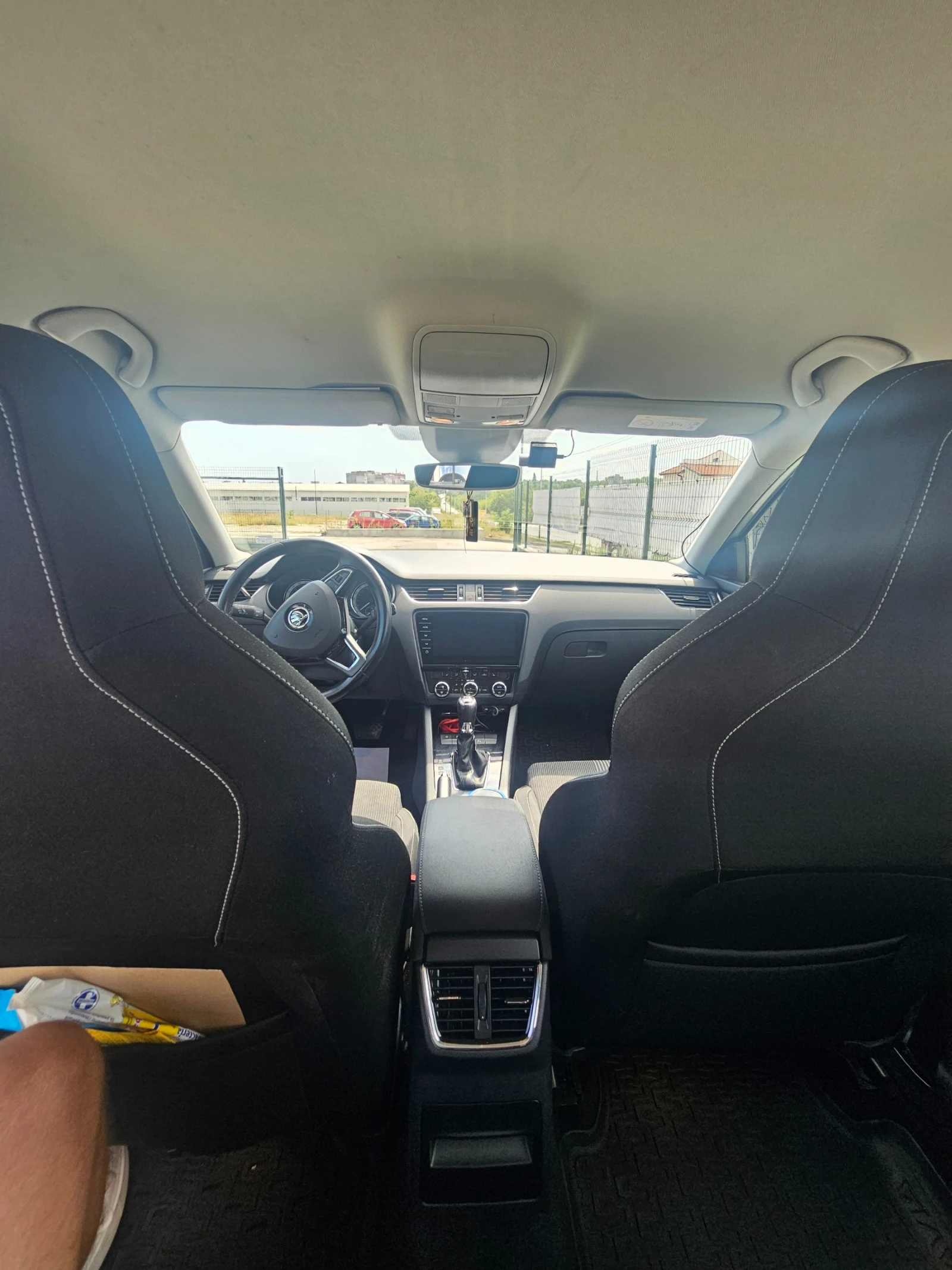 Skoda Octavia, снимка 10 - Автомобили и джипове - 55926448