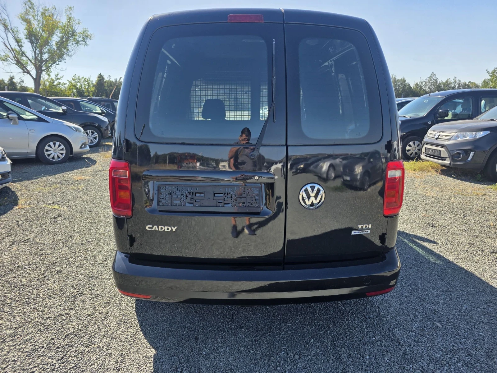 VW Caddy 2.0 дизел , снимка 6 - Автомобили и джипове - 56008233
