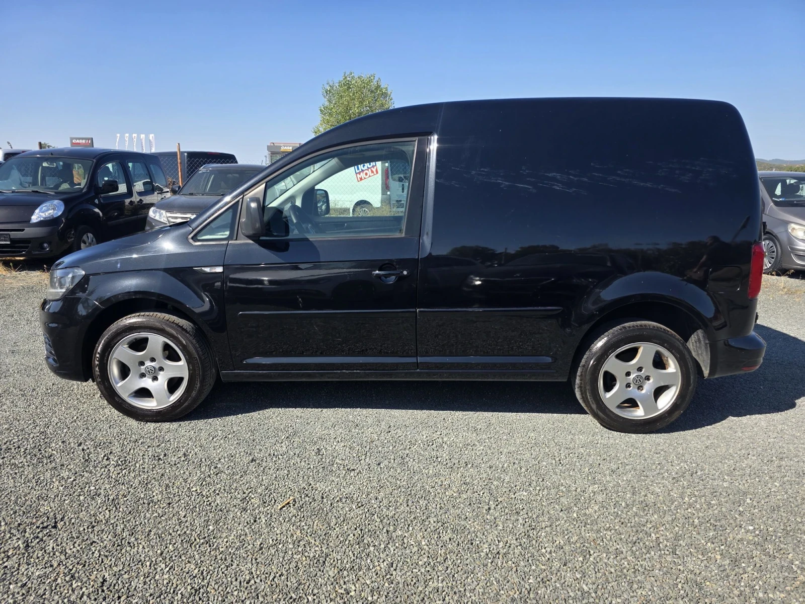 VW Caddy 2.0 дизел , снимка 8 - Автомобили и джипове - 56008233