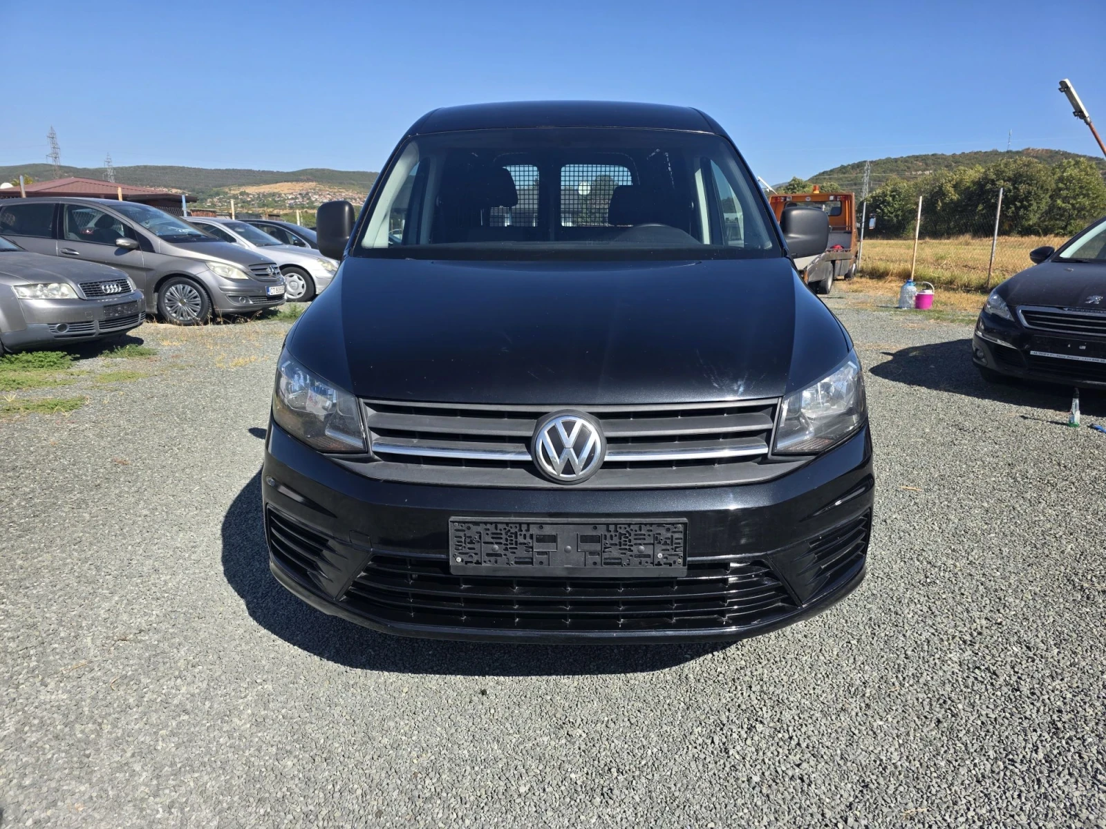 VW Caddy 2.0 дизел , снимка 2 - Автомобили и джипове - 56008233