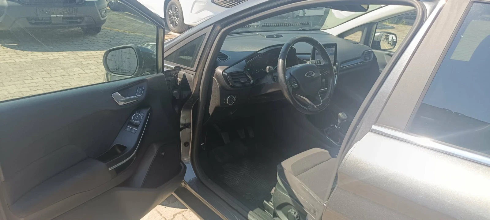 Ford Fiesta 1.0 EcoBoost, снимка 6 - Автомобили и джипове - 56180302