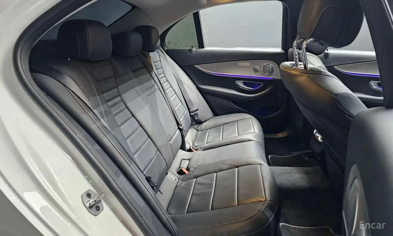 Mercedes-Benz E 300 AMG LINE/CARFAX/�������/��������/�����/ | Mobile.bg � ����������� 11