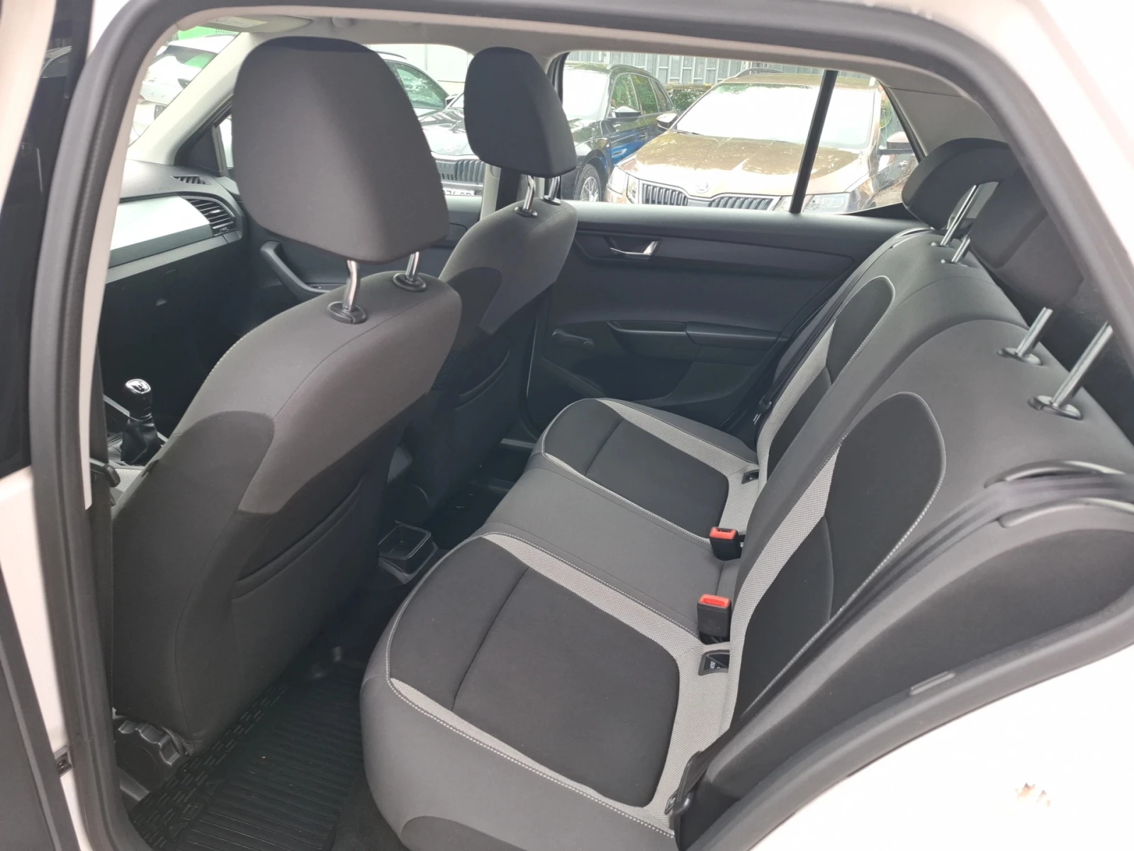 Skoda Fabia 1.0 MPI / N1 | Mobile.bg � ����������� 13