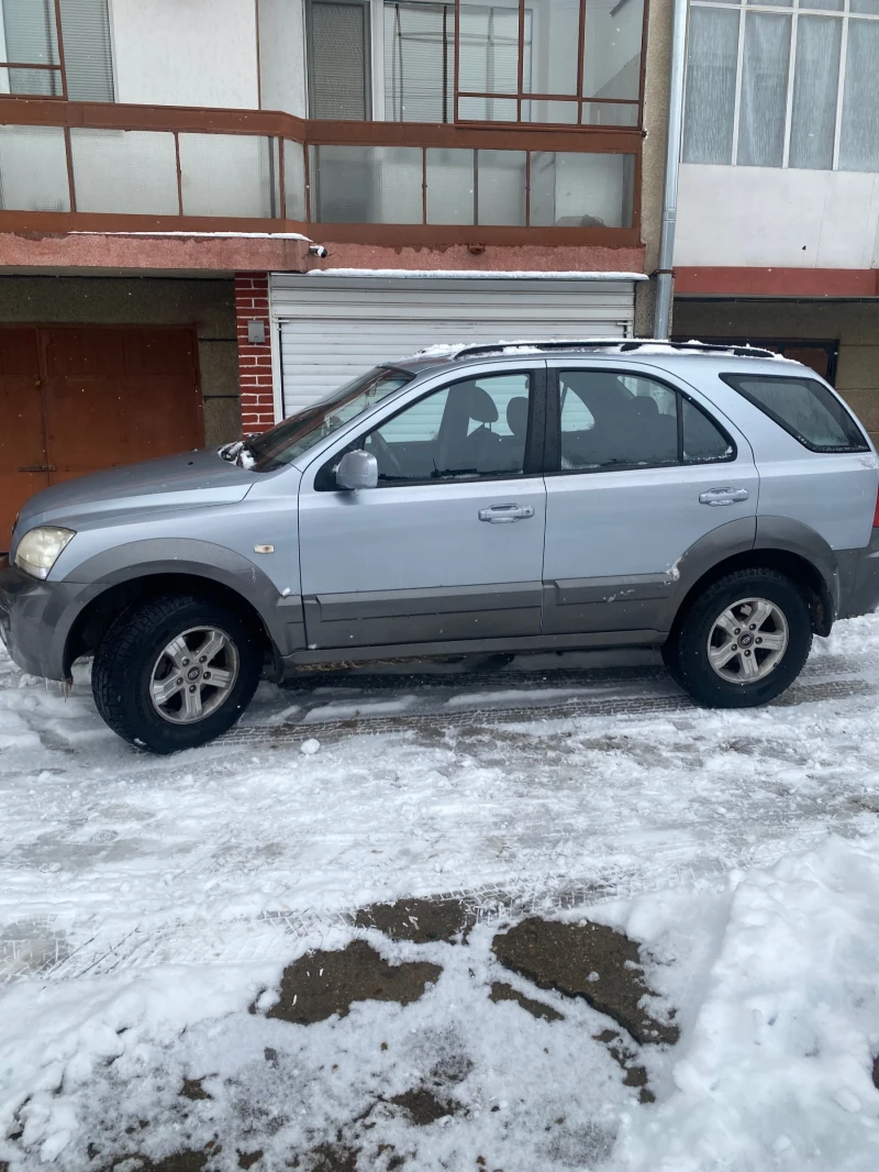 Kia Sorento 2.4  газова уредба Landi Renzo , снимка 3 - Автомобили и джипове - 49294244