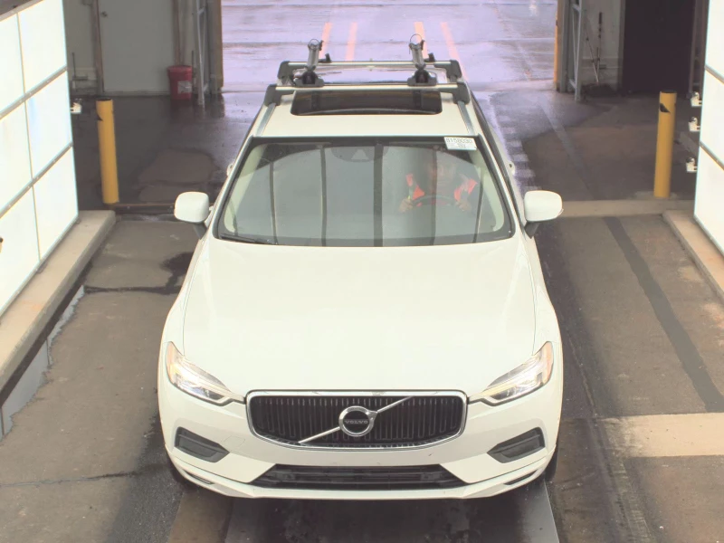 Volvo Xc90 T6* MOMENTUM* ДИГИТАЛНО* ТАБЛО* КАМЕРА* МАСАЖ* ДИС, снимка 5 - Автомобили и джипове - 52641692