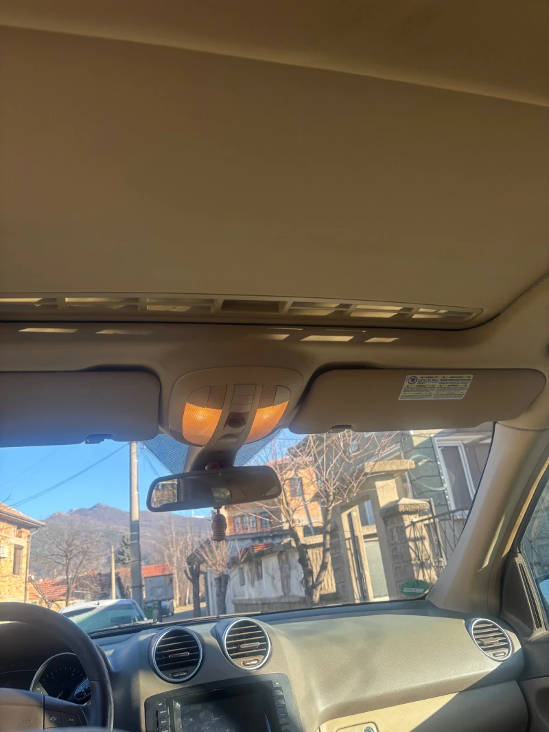 Mercedes-Benz ML 320 320, снимка 12 - Автомобили и джипове - 53161329