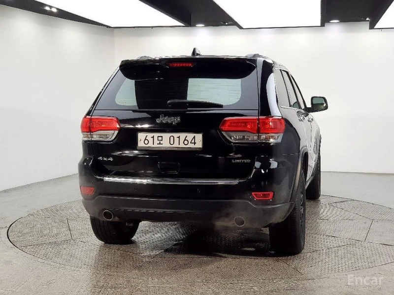 Jeep Grand cherokee, снимка 3 - Автомобили и джипове - 53560255