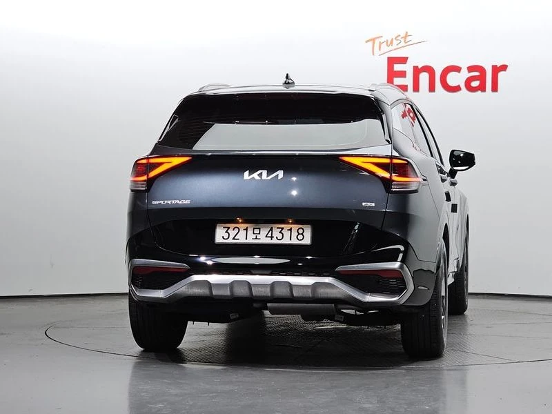 Kia Sportage Diesel 2.0 4WD| 181к.с., снимка 4 - Автомобили и джипове - 56170123