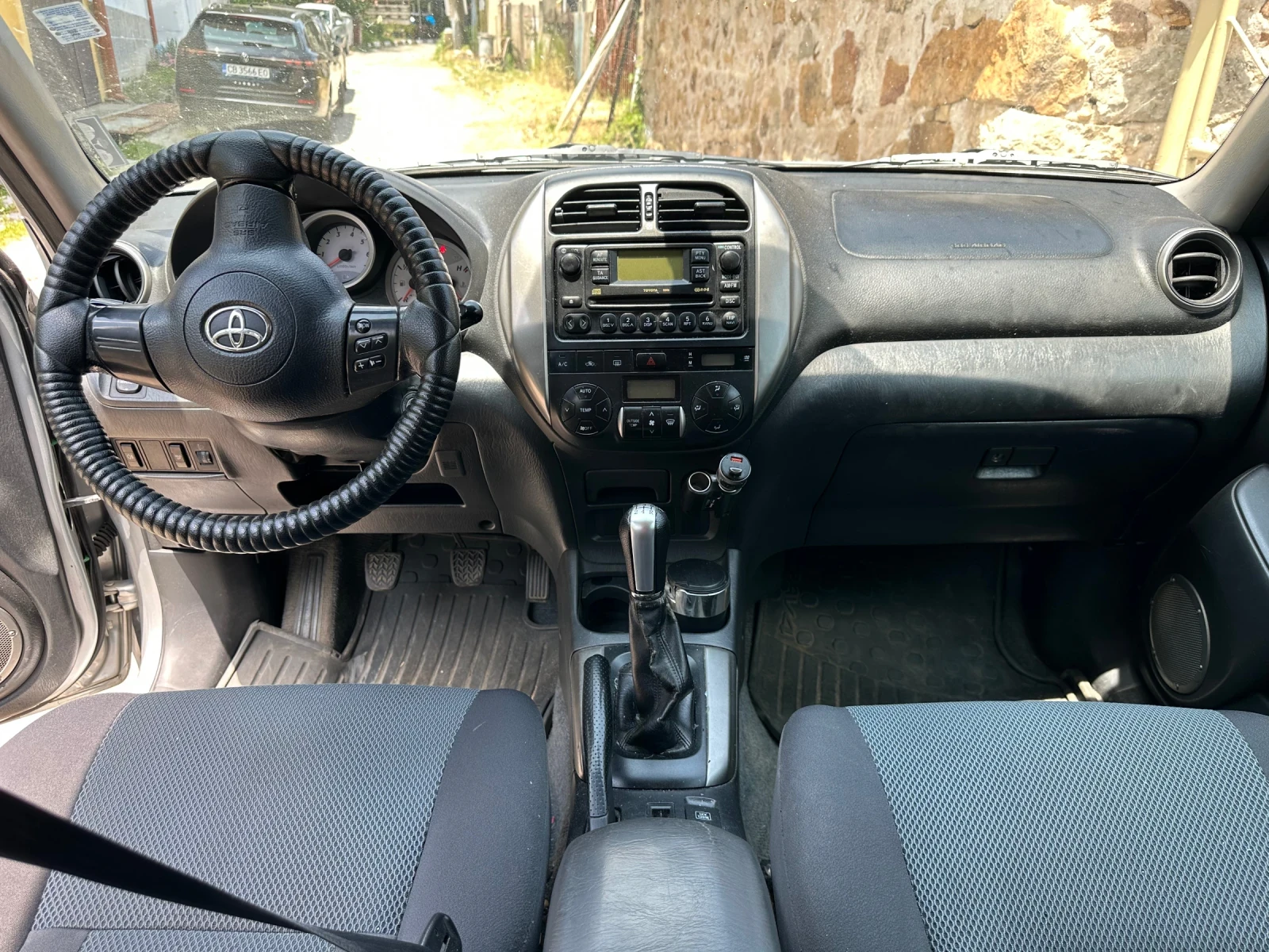 Toyota Rav4  - изображение 7
