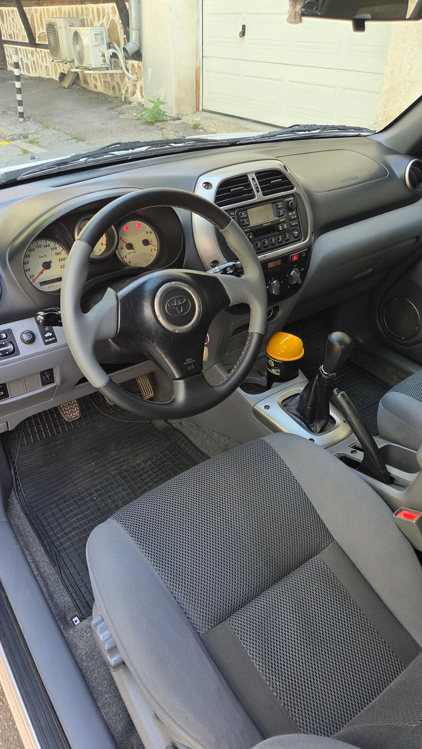 Toyota Rav4  - изображение 7