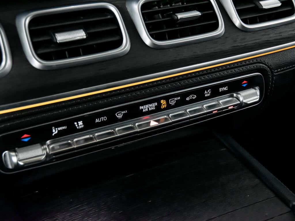 Mercedes-Benz GLE 53 4MATIC BURMESTER* HEAD-UP* DISTRONIC* ПАНО* 360 КАМЕРИ, снимка 13 - Автомобили и джипове - 53797865