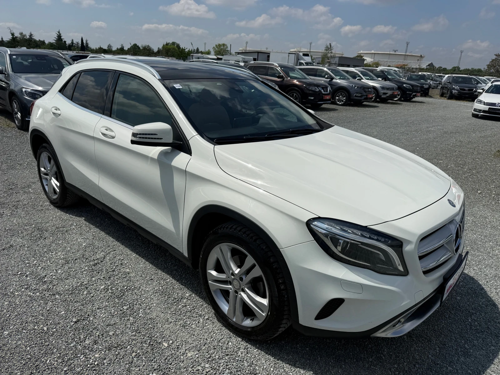 Mercedes-Benz GLA 220 (KATO НОВА)^(4-MATIC), снимка 3 - Автомобили и джипове - 54157145