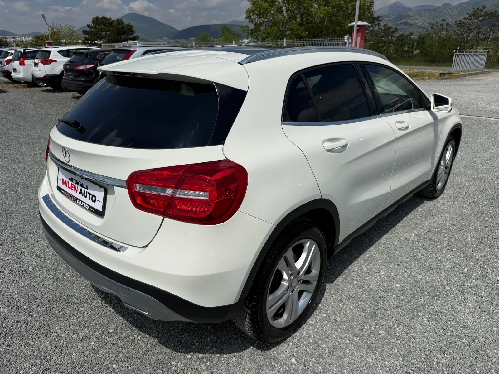 Mercedes-Benz GLA 220 (KATO НОВА)^(4-MATIC), снимка 6 - Автомобили и джипове - 54157145