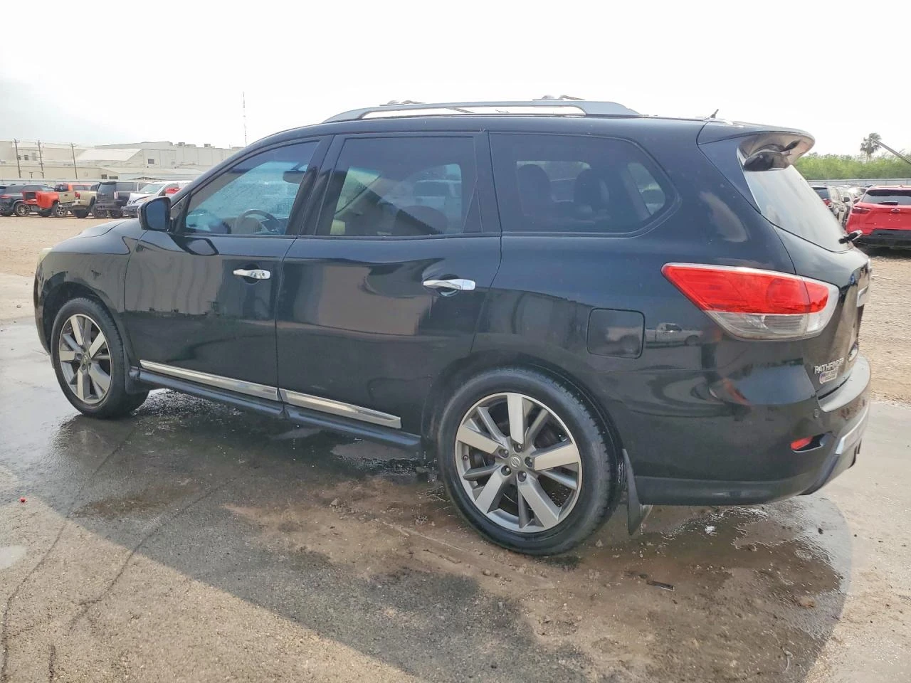 Nissan Pathfinder S, снимка 4 - Автомобили и джипове - 54639339