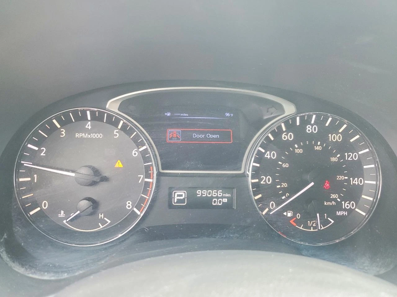 Nissan Pathfinder S, снимка 11 - Автомобили и джипове - 54639339