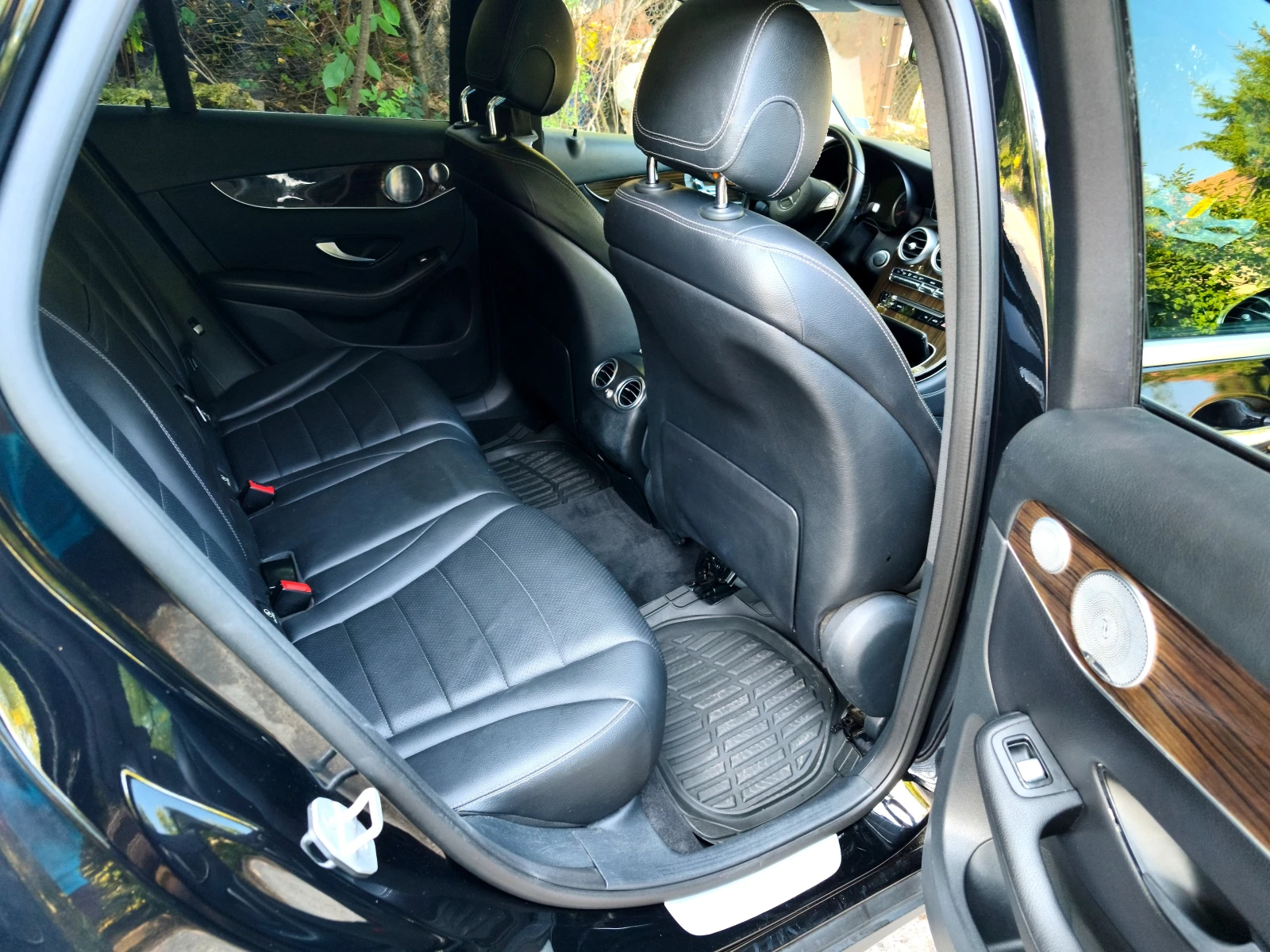 Mercedes-Benz GLC 300, снимка 12 - Автомобили и джипове - 55667079