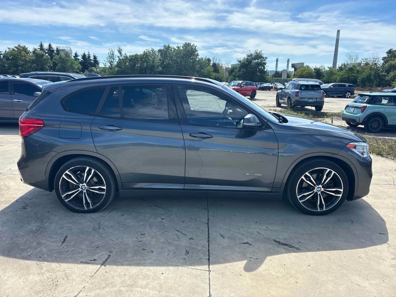 BMW X1 XDRIVE28I | CARFAX | АВТОКРЕДИТ БЕЗ ПЪРВОНАЧАЛНА , снимка 4 - Автомобили и джипове - 56060357