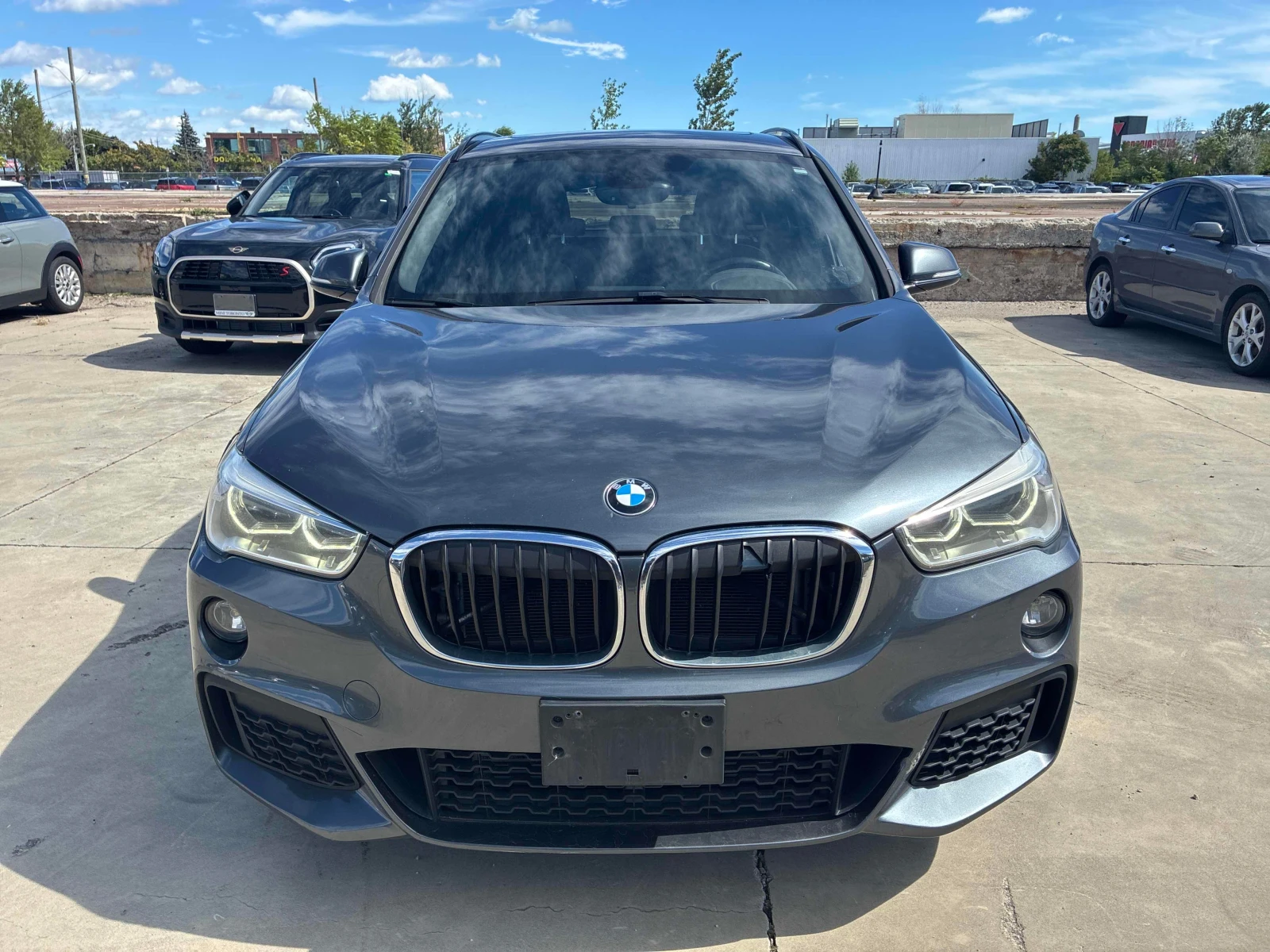 BMW X1 XDRIVE28I | CARFAX | АВТОКРЕДИТ БЕЗ ПЪРВОНАЧАЛНА , снимка 2 - Автомобили и джипове - 56060357