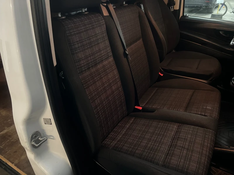 Mercedes-Benz Vito 114CDI* КЛИМА* ИТАЛИЯ* 2КЛЮЧА* ТОВАРНО* , снимка 9 - Бусове и автобуси - 53397528