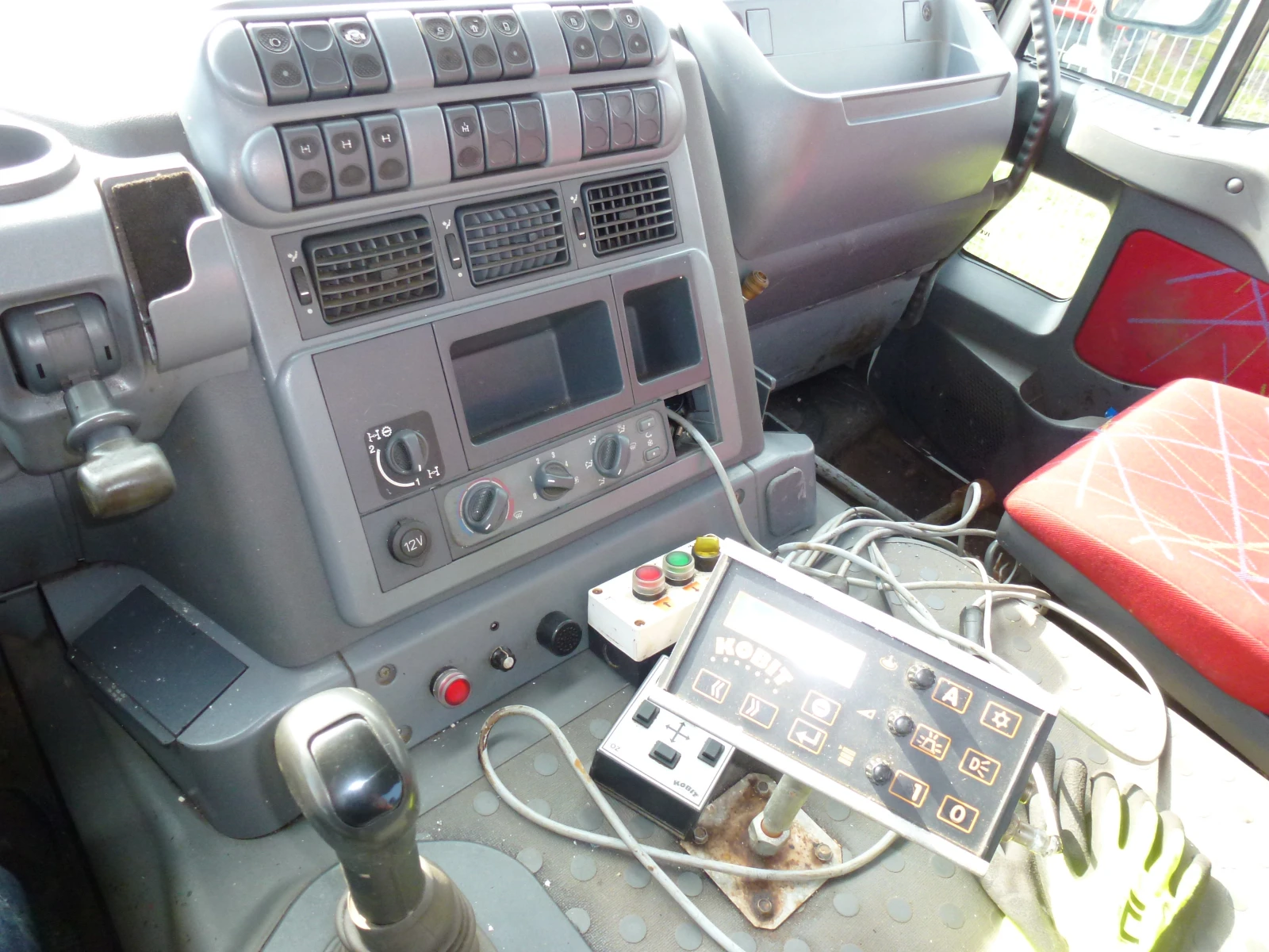 Iveco Trakker 4х4 НАЛИЧЕН - изображение 6