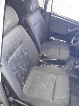 VW Golf 1.6mi 75k.c.Pink Floyd, снимка 9