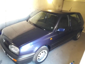 VW Golf 1.6mi 75k.c.Pink Floyd, снимка 1