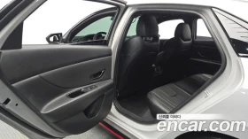 Hyundai Elantra 2.0* N* ПОДГРЕВ* ОБДУХВАНЕ* НАВИГАЦИЯ, снимка 9