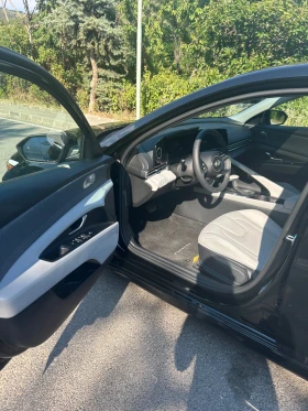 Hyundai Elantra | Mobile.bg    8
