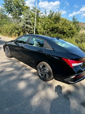 Hyundai Elantra | Mobile.bg    4