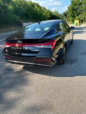 Hyundai Elantra | Mobile.bg    6