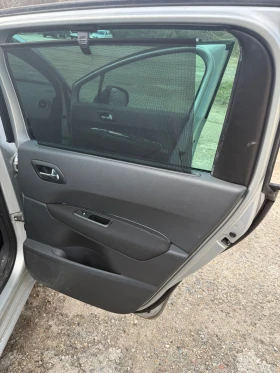 Peugeot 5008 1.6HDI - 4350 € / 8507.86 лв. - 25277436 16