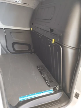 Opel Combo 50 kWh - N1 Чисто нова - 33000 € / 64542.39 лв. - 96957094 5