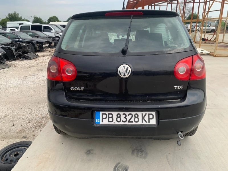 VW Golf VW Golf 1.9 105кс, снимка 6 - Автомобили и джипове - 37313806