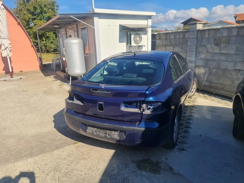 Renault Laguna 1.8, снимка 1 - Автомобили и джипове - 38233112