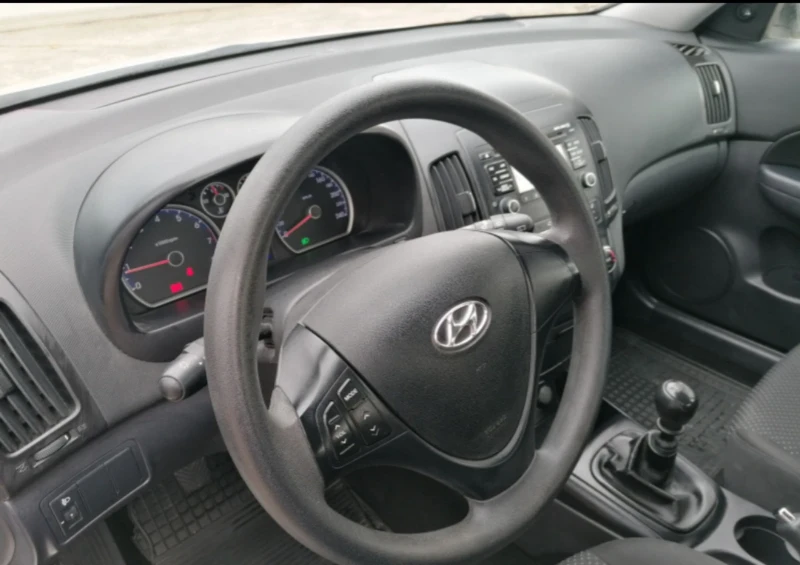 Hyundai I30 Блу система, снимка 6 - Автомобили и джипове - 44896185