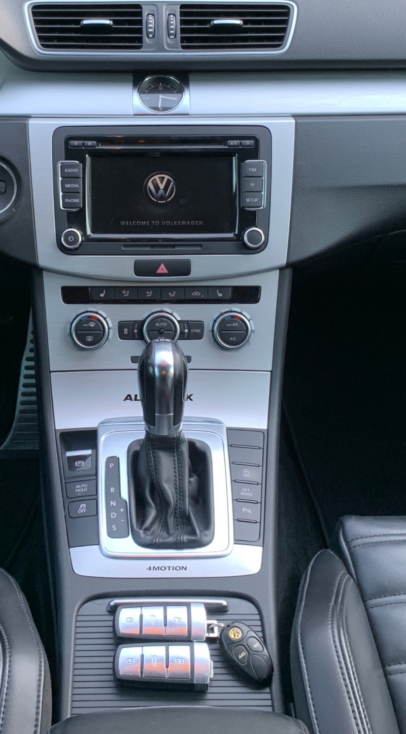 VW Alltrack DSG* LED* XENON* CAMERA* WEBASTO, снимка 17 - Автомобили и джипове - 45973513