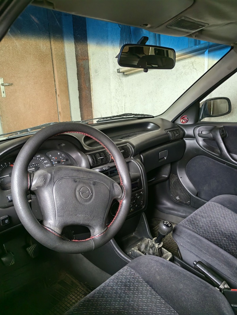 Opel Astra, снимка 6 - Автомобили и джипове - 46345207