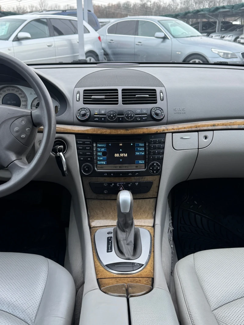 Mercedes-Benz E 280 2.8CDI РЕДОВИ, снимка 9 - Автомобили и джипове - 48212624