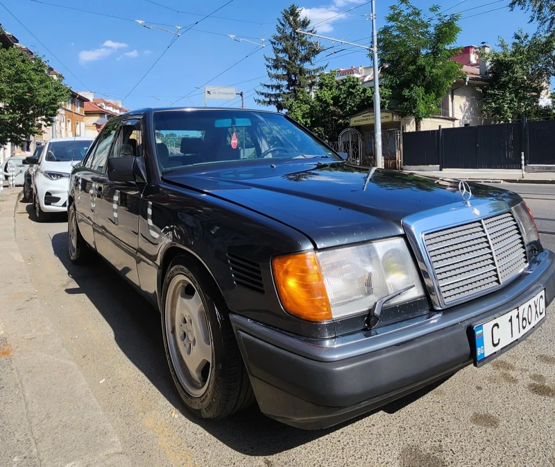Mercedes-Benz 124 300 D Turbo Без Аналог !!, снимка 3 - Автомобили и джипове - 50797886